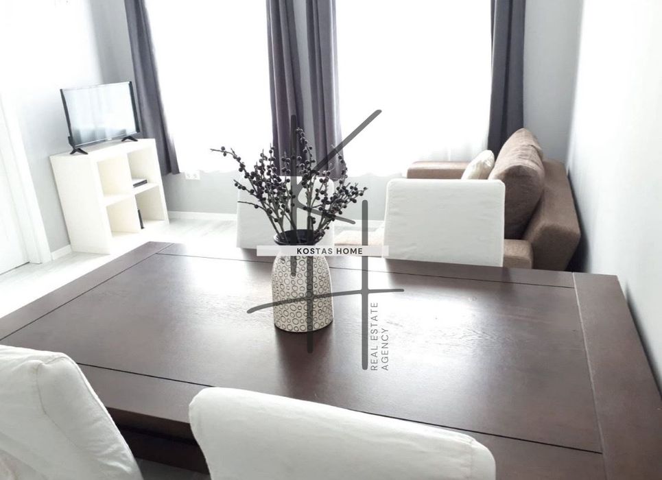 Продава се Двустаен апартамент в Варна, Център - 89 кв.м за 2574 €/кв.м - Снимка #4