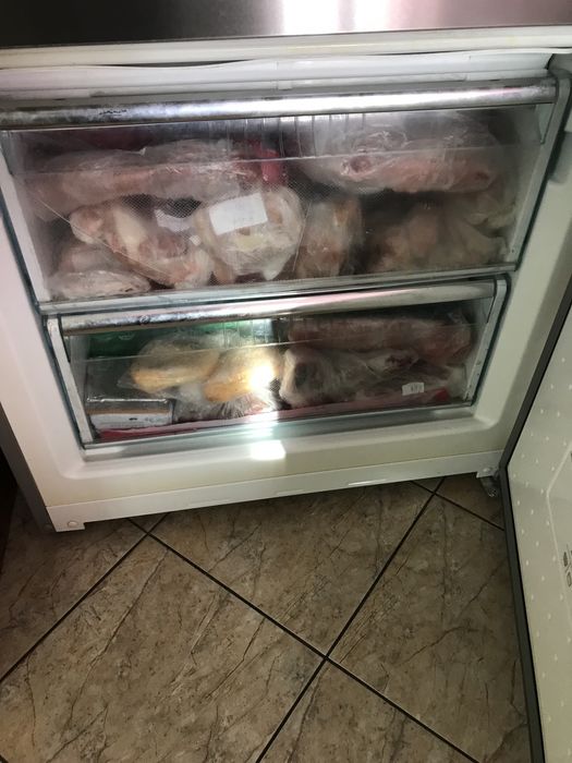 Холодильник двухкамерный