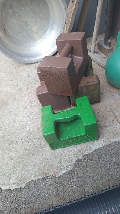 Продам квадратные гири.