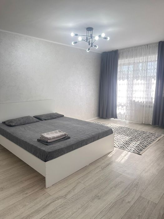 Чехова 100. 1 школа