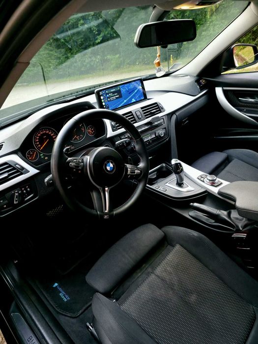 БМВ 320 2012 година