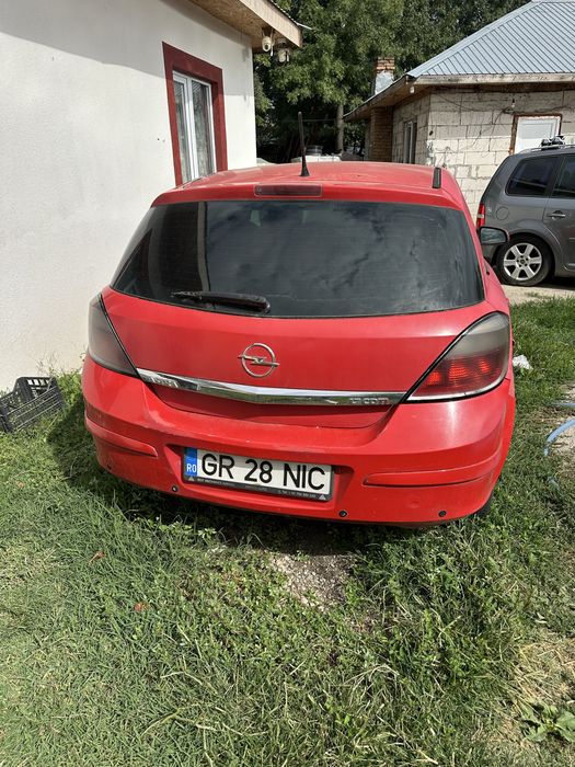 Opel astra h 1.6 pret in lei negociabil