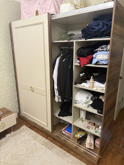 Спальный гарнитур в хорошем состоянии