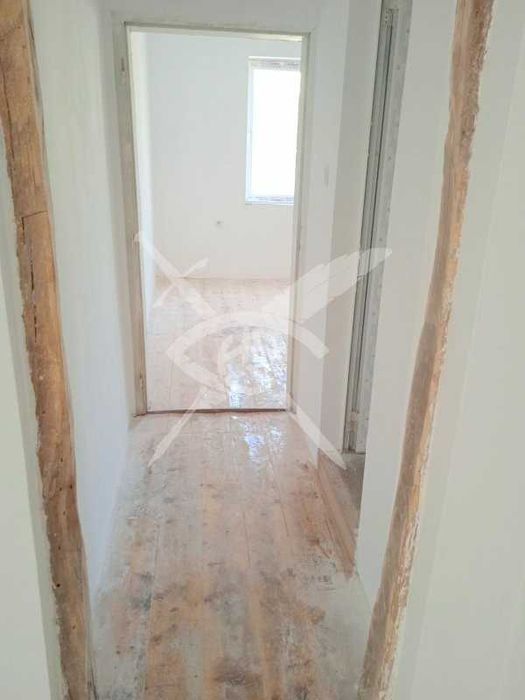 Продава се Къща в с. Извор, Област Бургас - 170 кв.м за 677 €/кв.м - Снимка #8