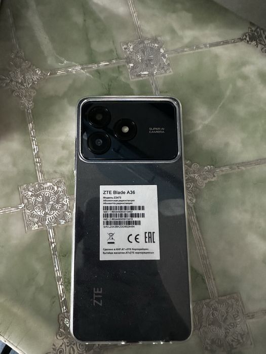 Продам новый  телефон