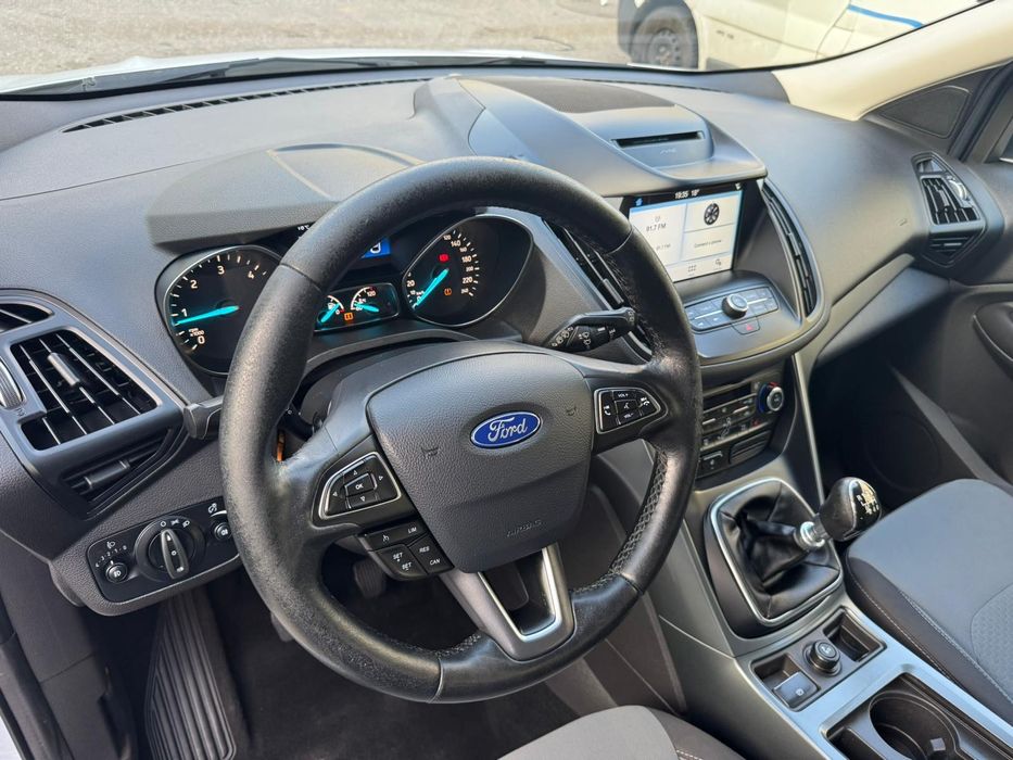 Ford Kuga 2017, 211000 km, primul proprietar