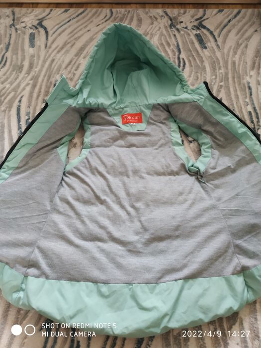 Продам детскую жилетку