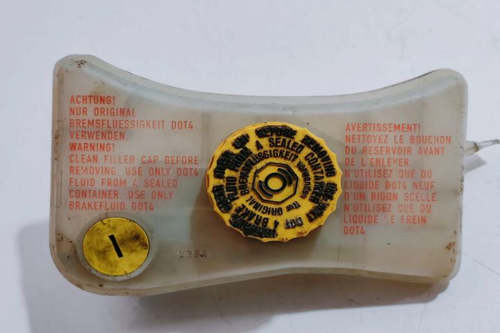 Vas lichid frana  8E0611301E Audi A4 B6