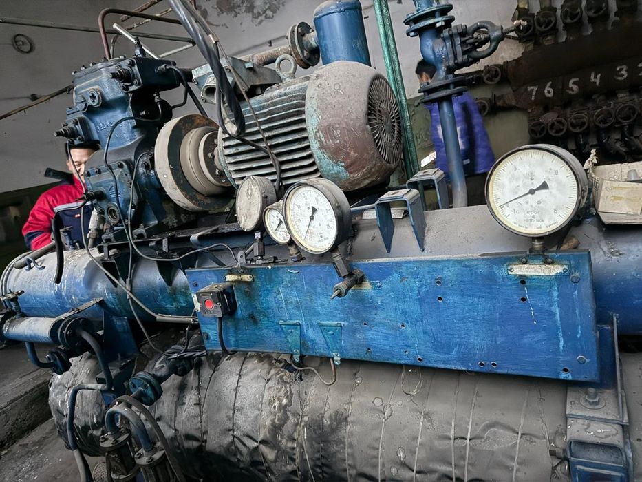 Продам компрессор холодильный