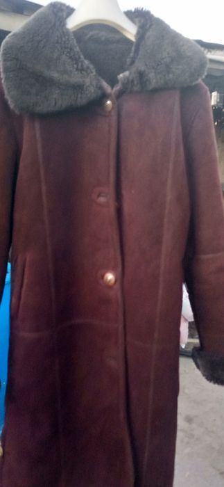 Продам дублёнки в хорошем состоянии.
