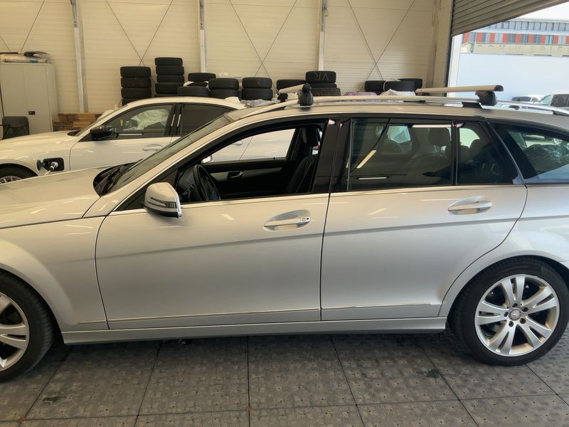 Mercedes-Benz C-Klasse C 220 CDI T BlueEfficiency Avantgarde 2010
