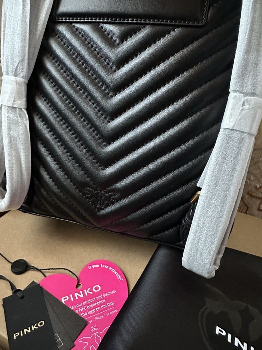 Раница Pinko Zaino в черен цвят Чисто нова