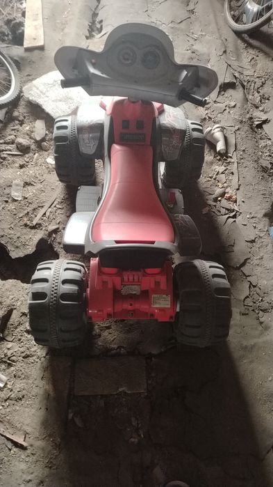 Продаётся квадроцикл детский