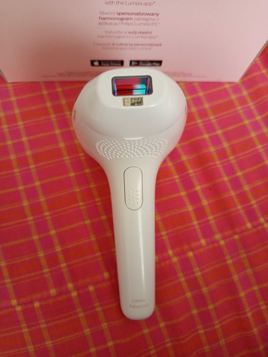 Фотоепилатор Philips Lumea