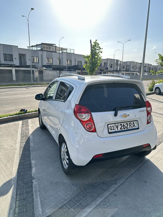 Автомобиль спарк 4