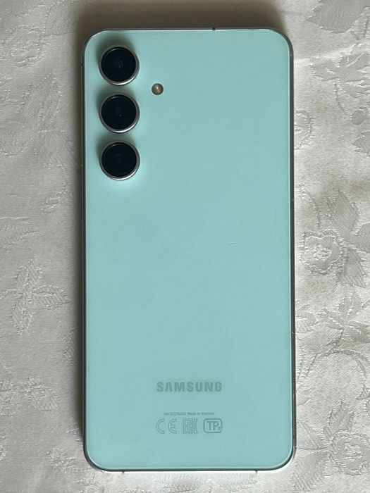 Samsung S24 Fe, обмен есть