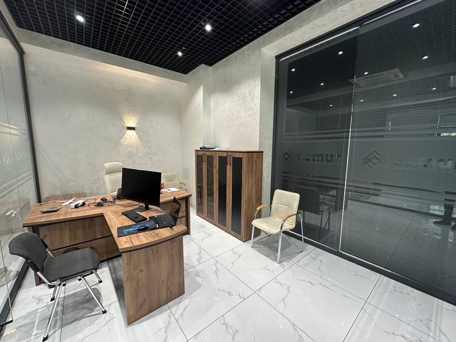 Арендп офис Паркент рынок 150м2