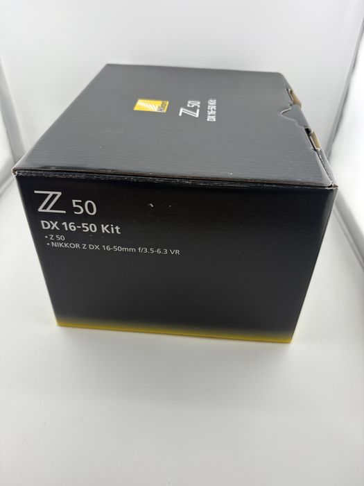 Nikon Z50 Mirrorless Cameră Kit (Z DX 16-50mm F3.5-6.3 VR) Neagră, sigilat