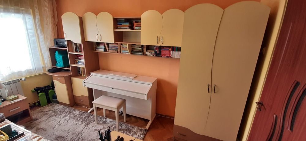 Mobilă copii în două culori