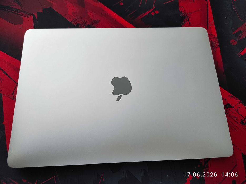 Macbook Pro M1 8/256 13,3 inch