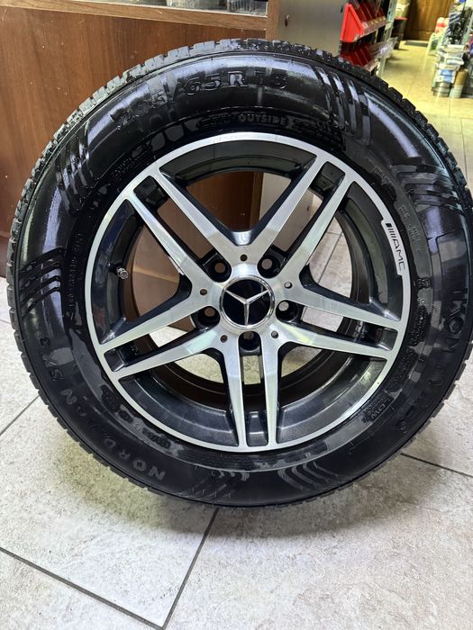 Продам комплект колес