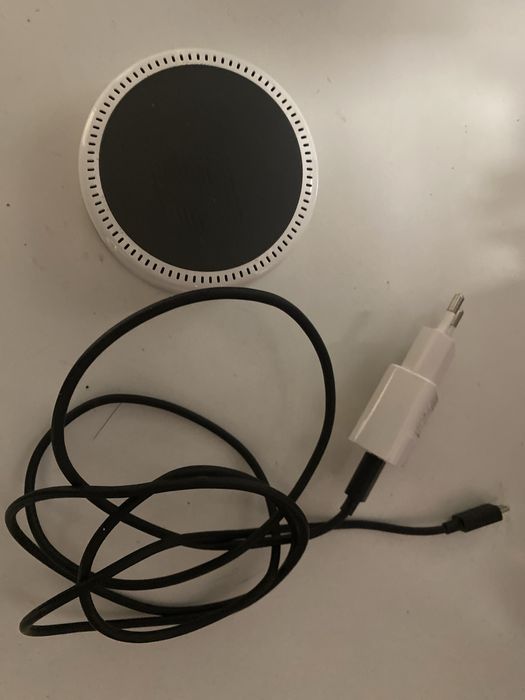 Amazon Echo Dot 2 – boxă inteligentă Alexa, stare foarte bună