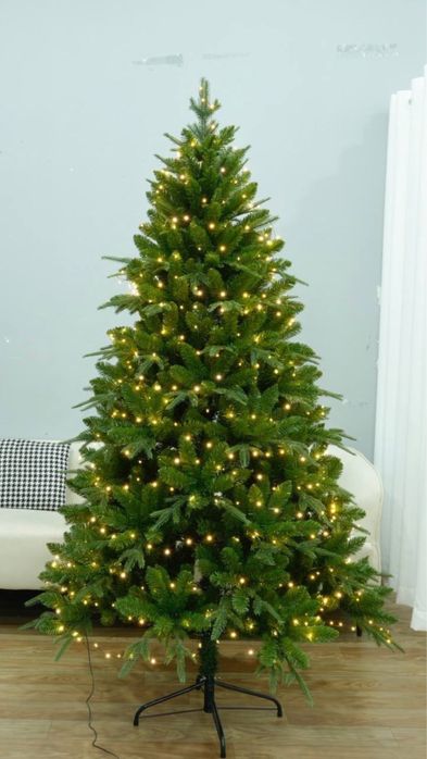 Ёлка 2.10 размер