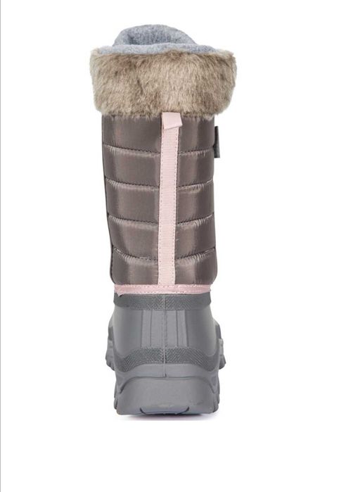 Нови непромокаеми ботуши Trespass