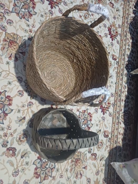 Продам плетенные корзинк