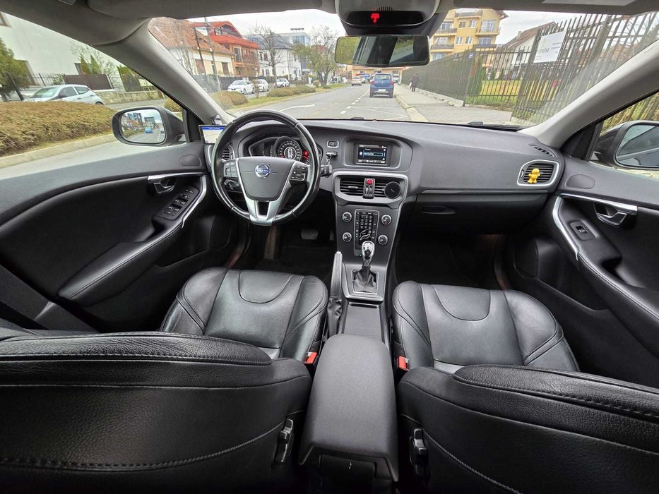 Volvo V40 Volvo V40 D2, automata, 1,6 diesel, full istoric service