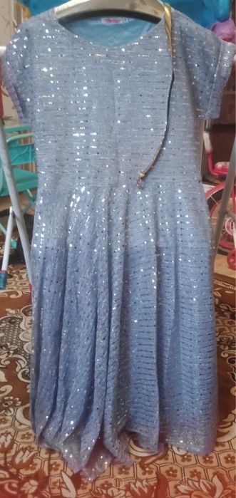 Женские платья