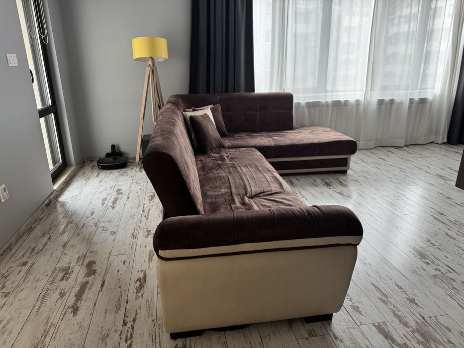 Диван с функция сън и ракла