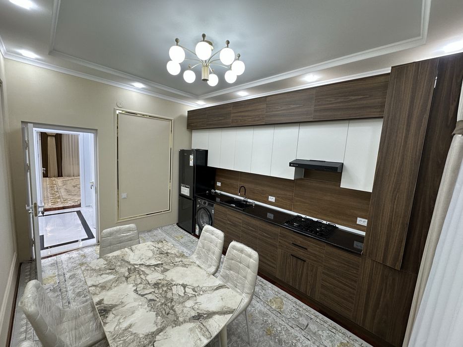 Янги дом 2 Хонали 3- этаж евро ремонт барча жихозлари билан Сотилади