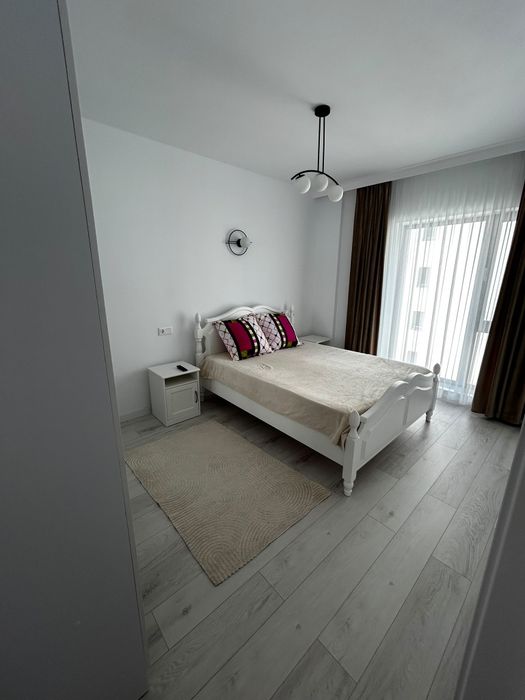 Închiriez apartament 2 camere