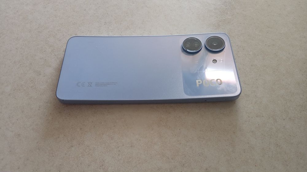 Смартфон Poco c 65