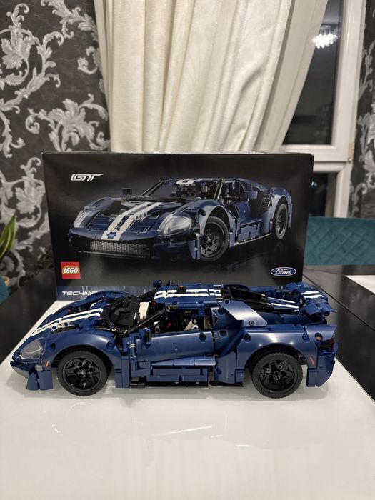 Lego Technic ford GT 42154