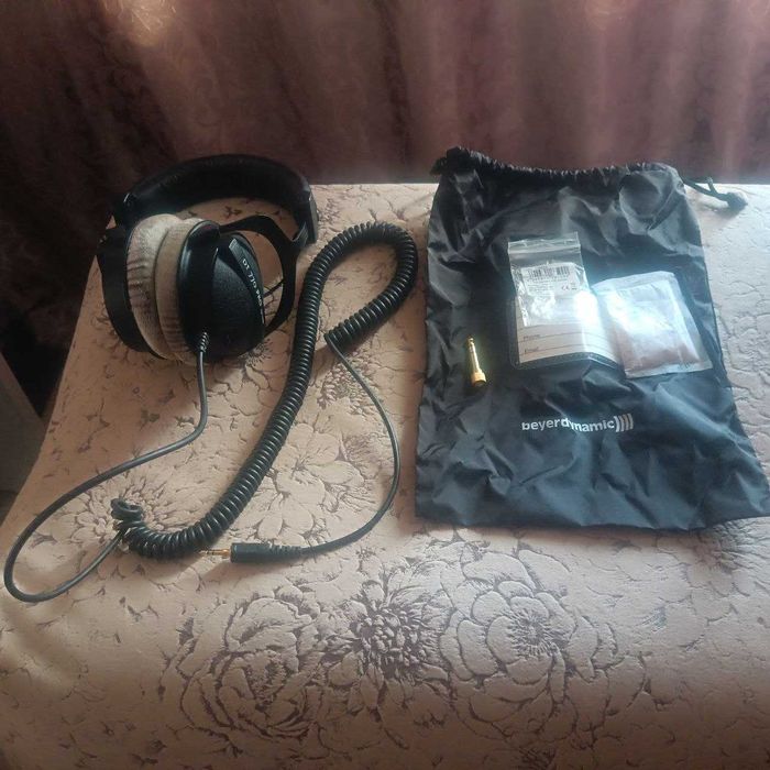 Студийные наушники Beyerdynamic DT 770 PRO 250 Ohm