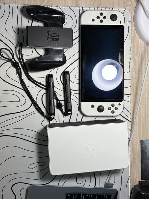 Nintendo Switch OLED (не прошитый)
