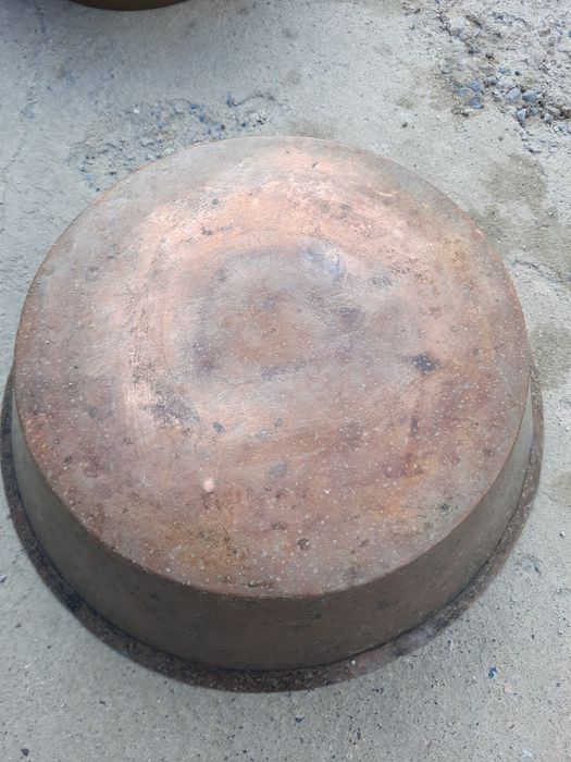 Медные тазик и поднос