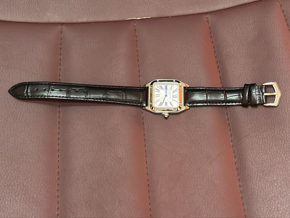 Нов Cartier Santos Часовник с Кожена Каишка