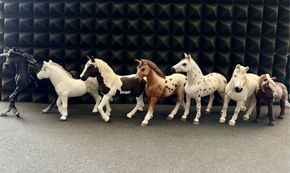 Lot Cai Schleich