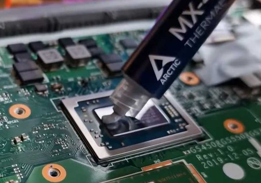 Repar calculatoare și laptopuri Ploiești – hardware & software