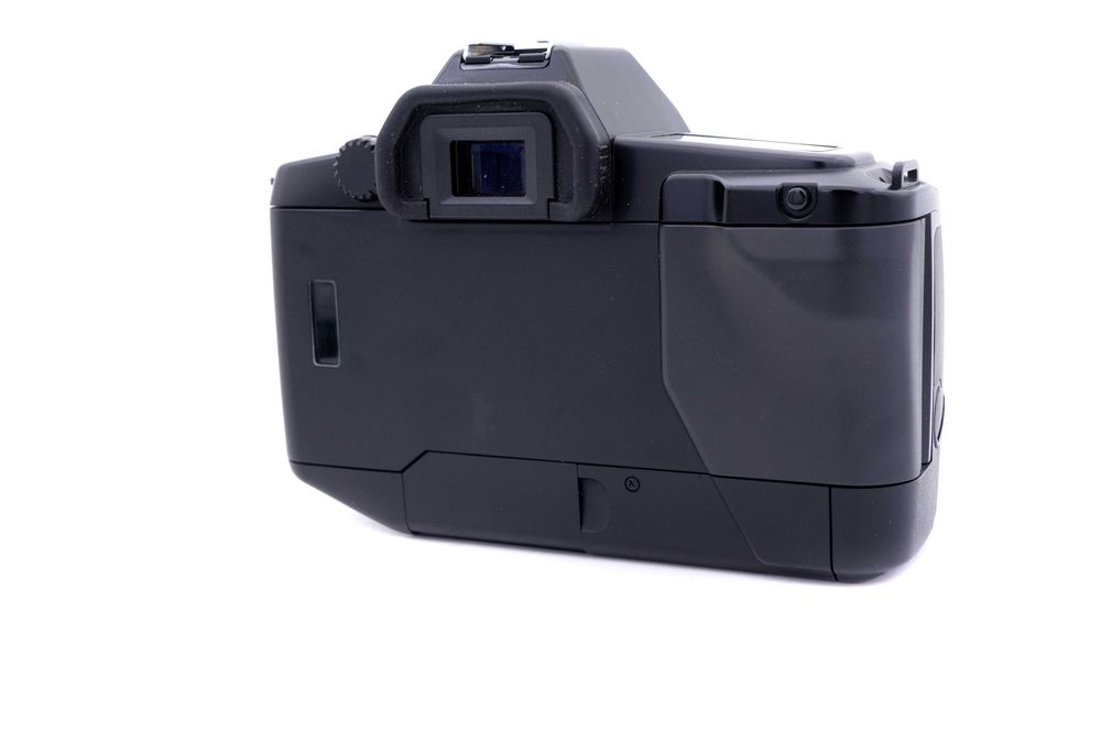 Aparat foto film Canon EOS 650 montura Canon EF