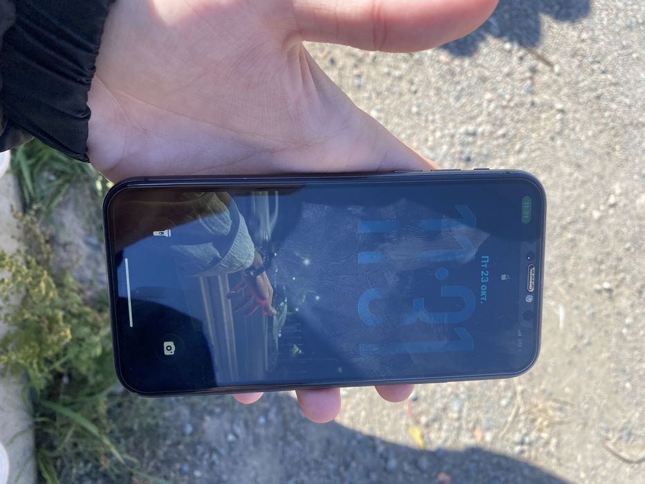 iPhone 11  128gb