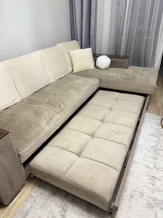 Диван с креслом в нормальном состоянии