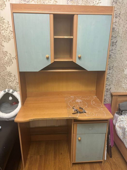 Компьютерный стол