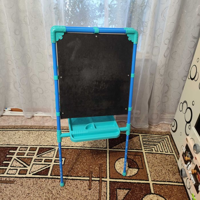 Растущий мольберт Nika Kids б/у