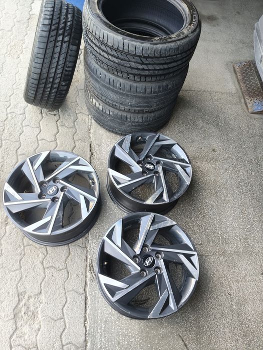 Продам шины 225/45 R17