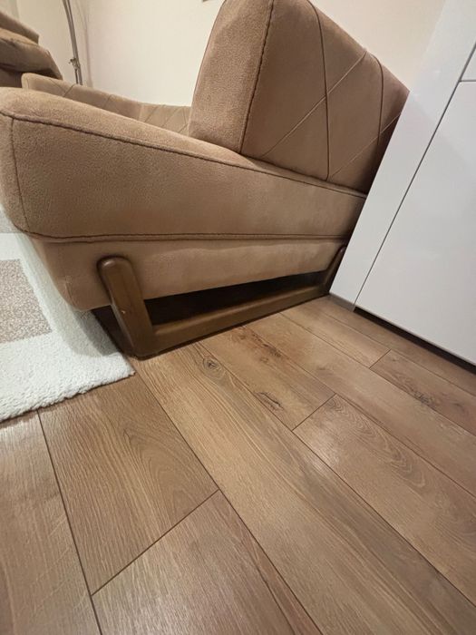 Разтегателен диван с фотьойл