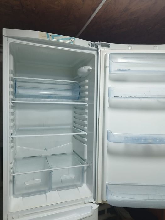 Продам холодильник за 25000
